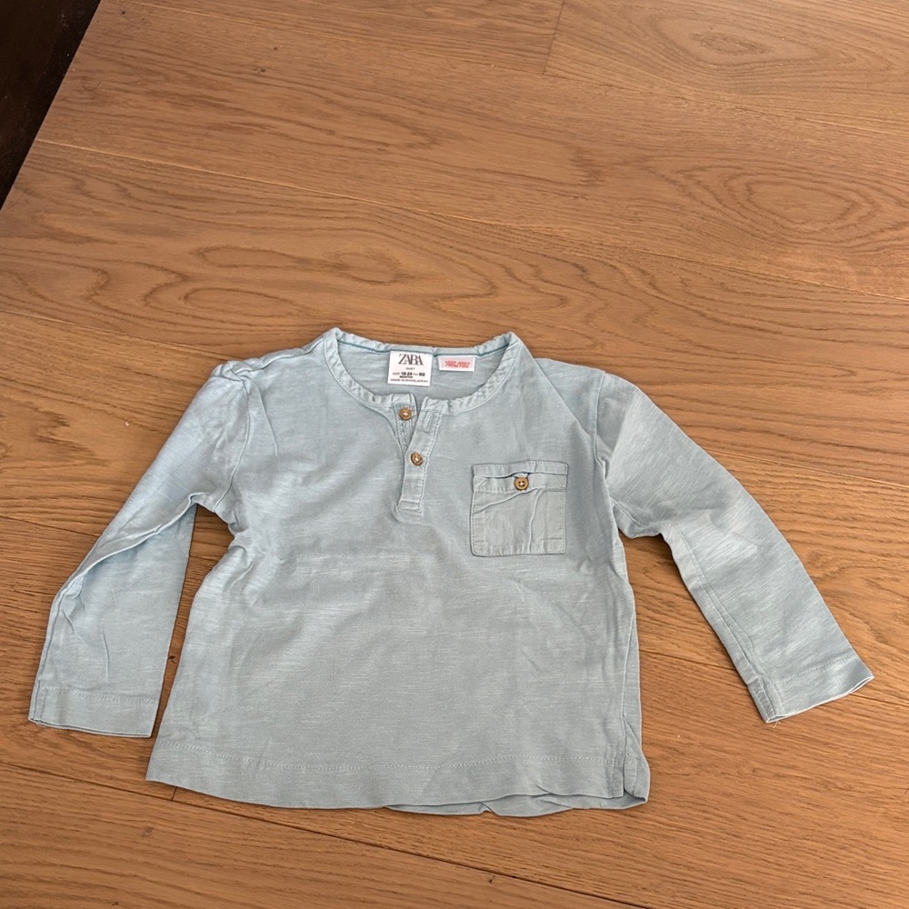 Zara long sleeve button detail top - size 18-24 months